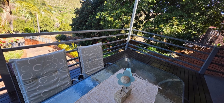 To Let 7 Bedroom Property for Rent in Safari Gardens North West